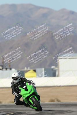 media/Jan-15-2026-Racers Edge (Thu) [[dfebeb70ab]]/3-B Group/Session 1 Turn 15/